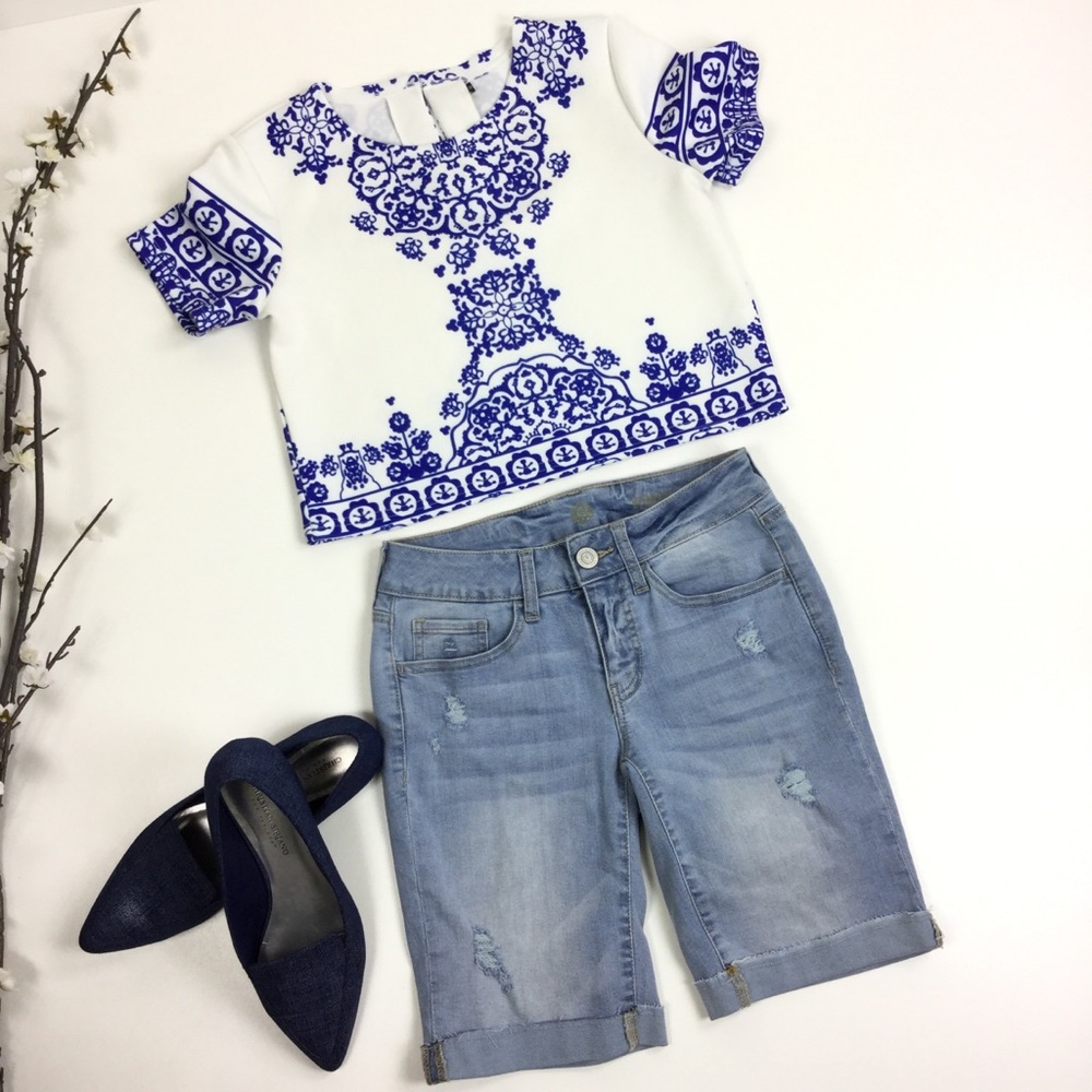 White Royal Blue Asian Style Cropped Top